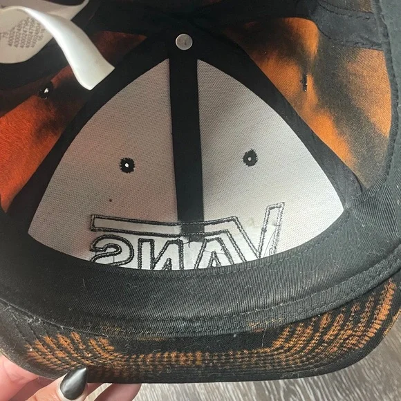 VANS hat - Picture 7 of 7